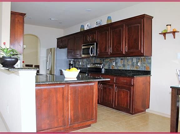 5th image of 2208 Frosted Willow Ln
