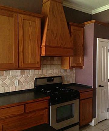 3rd image of 704 N Stockton St