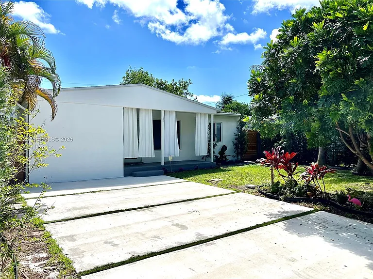 5300 NW 1st Ave — Photo 45