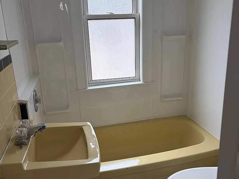 78 Woodycrest Ave #2 — Photo 5
