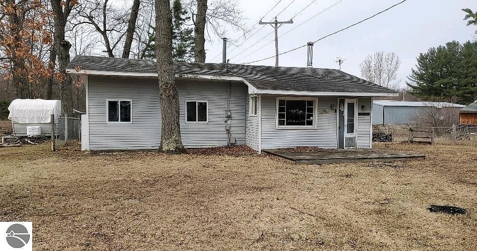 2875 Ivan, Harrison, MI 48625 Zillow