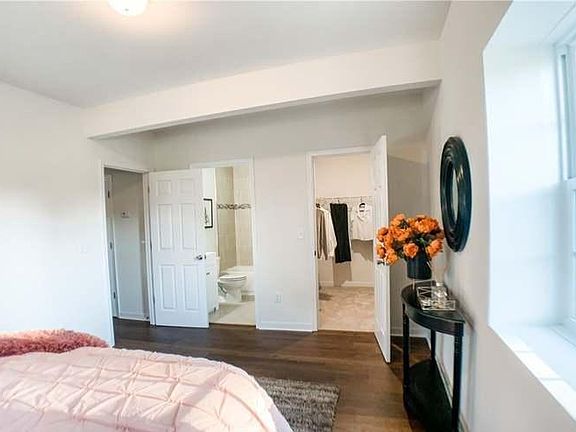2nd image of 7814 Walmsley Blvd