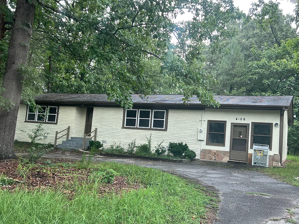 4106 Lenora Church Rd