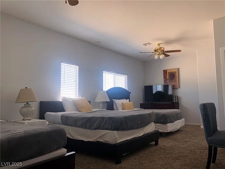 5423 Dancing Bear Dr — Photo 10