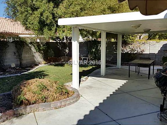 3rd image of 1210 Stable Glen Dr