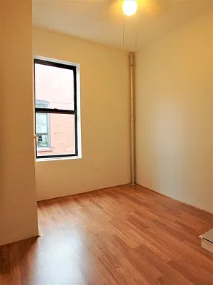 Rented by MAC Realty NY | media 6