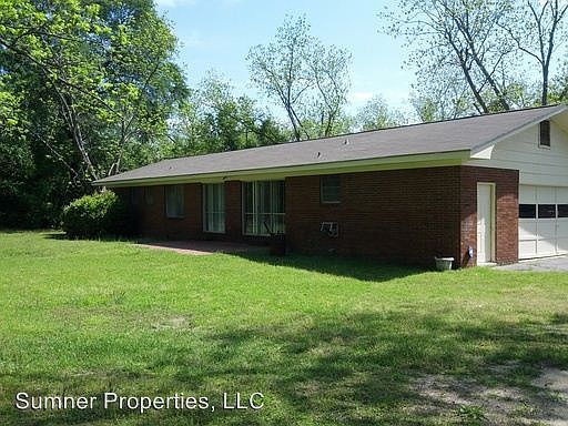2nd image of 2402 Melanna Dr