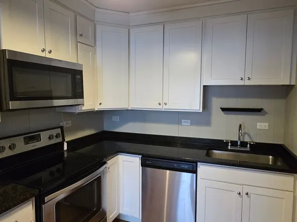 57 Broad St #5, Norwich, CT 06360