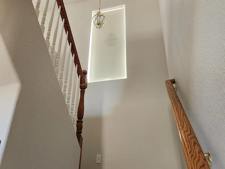 10528 Cliff Edge Ct — Photo 11