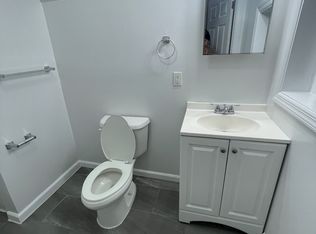 11 Isabella Ave FLOOR 3, Newark, NJ 07106