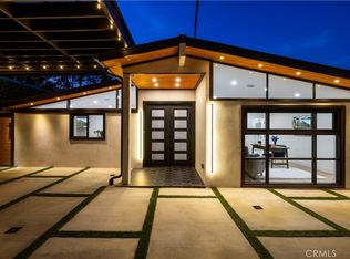 22263 Flanco Rd, Woodland Hills, CA 91364