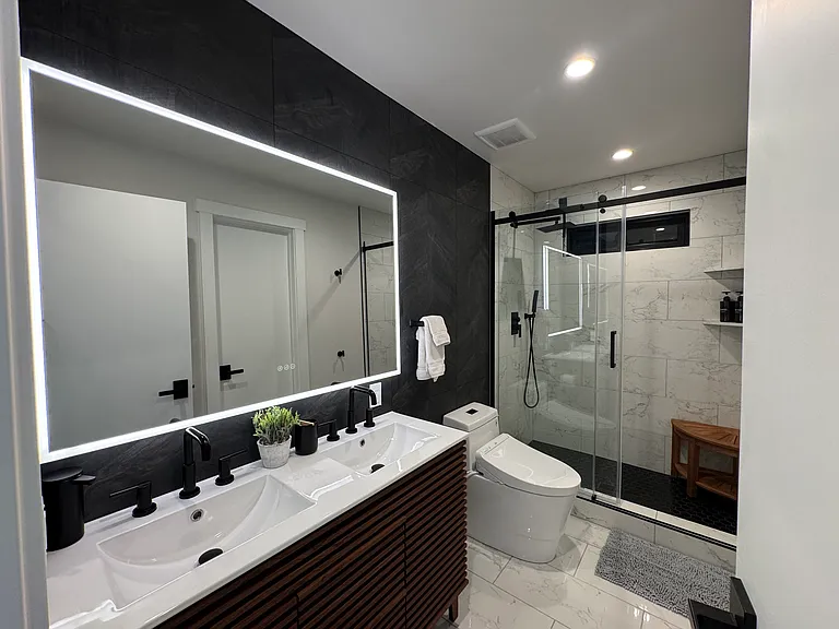 838 Oak St #A — Photo 8
