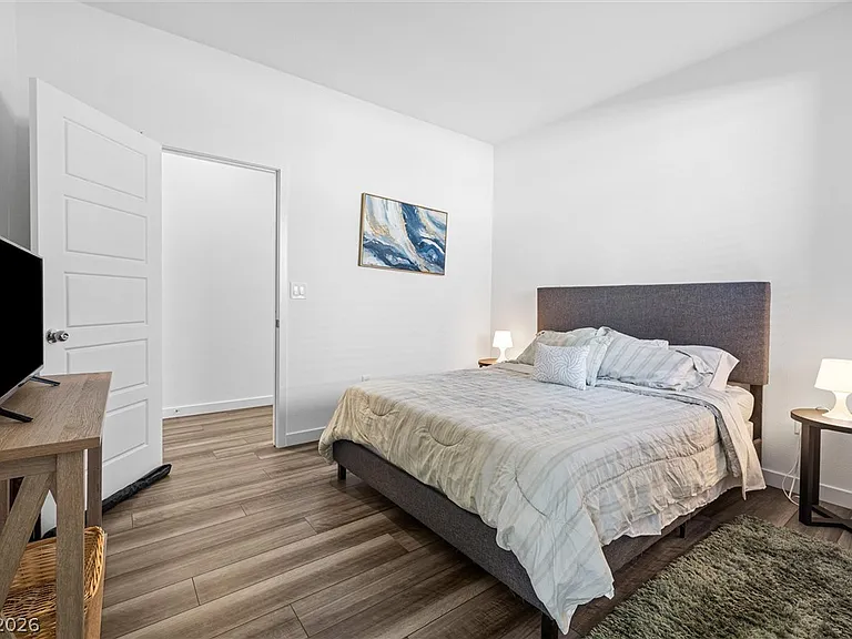 9446 Sequoia Ridge Ave — Photo 21