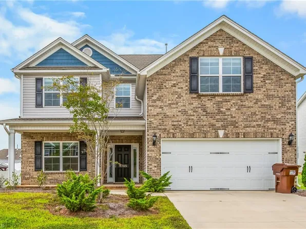 5705 Marblehead Dr, Colfax, NC 27235