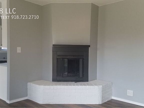 3rd image of 16416 E 1st Pl