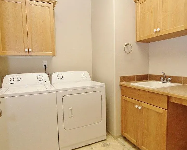 2074 S Tollgate Way — Photo 26