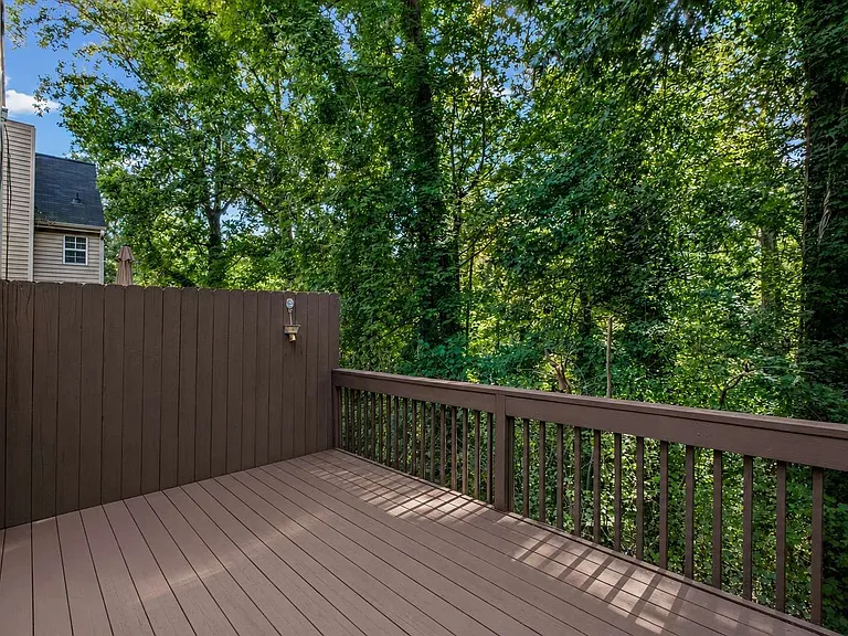 5180 Laurel Bridge Ct SE — Photo 35