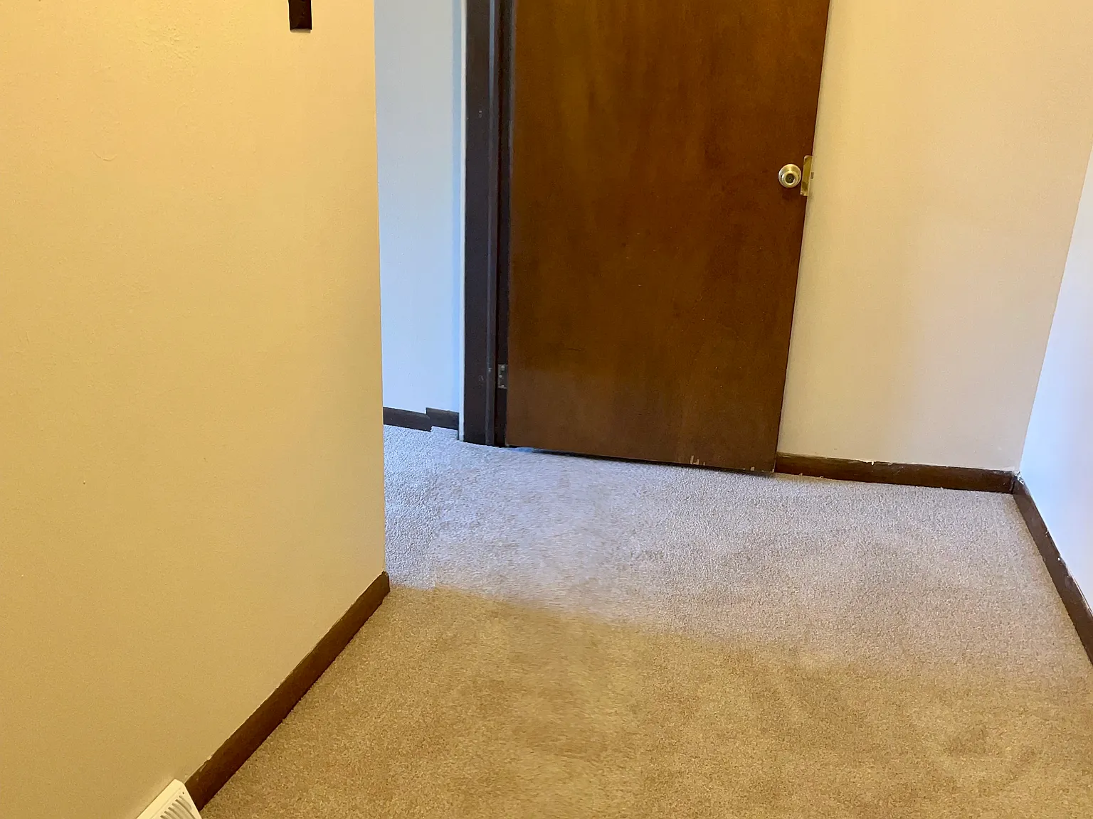 2 bed, 650 sqft, $725 — Photo 3