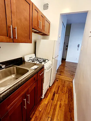 Rented by Corcoran | media 11