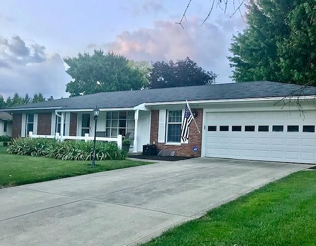1st image of 10000 Circle Dr