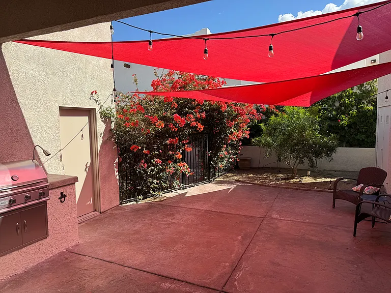 54050 Avenida Montezuma — Photo 20