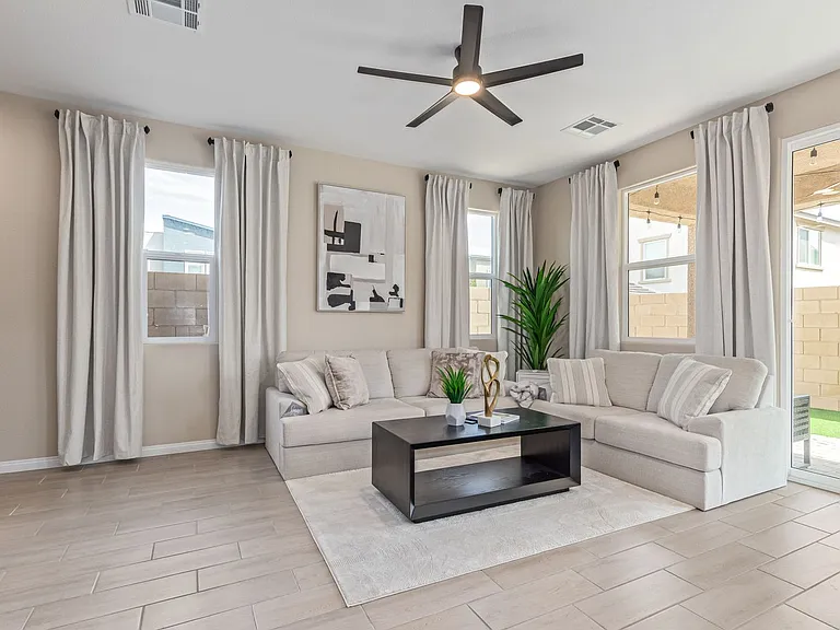 10212 Starlit Canyon Ct — Photo 8