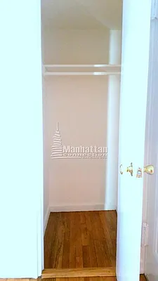 Rented by Manhattan Connection | media 35