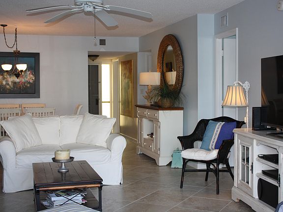 4th image of 1523 E Hillsboro Blvd APT 134