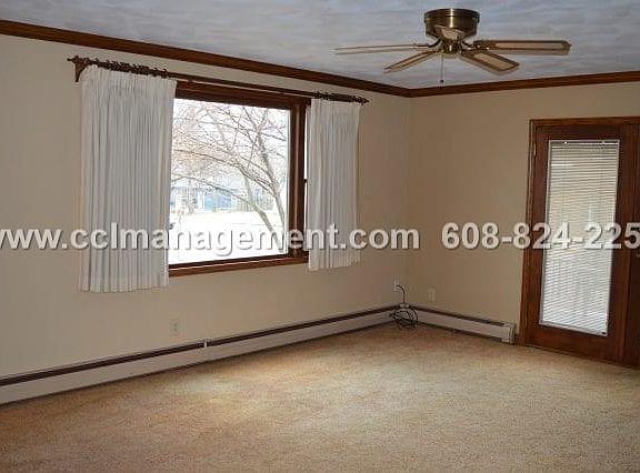 5th image of 233 E Main St