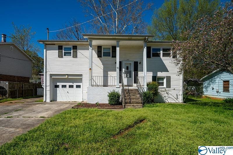 1st image of 4018 Sewall Dr SW