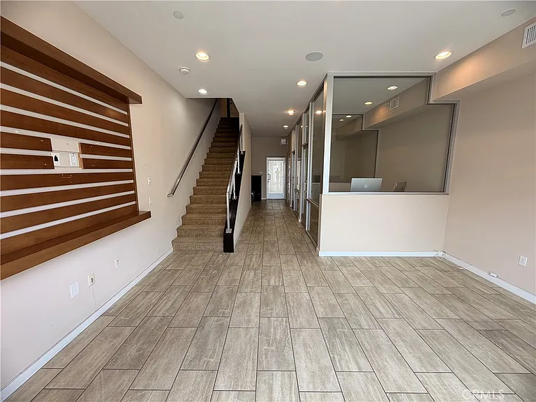 1508 W Artesia Sq #B — Photo 21