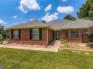 1736 Mossy Rock Cv, Lithonia, GA 30058