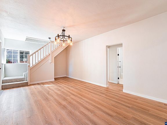 5th image of 816 14th Ave