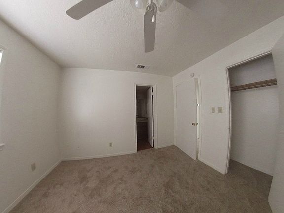 2nd image of 1224 N Lbj Dr APT 604
