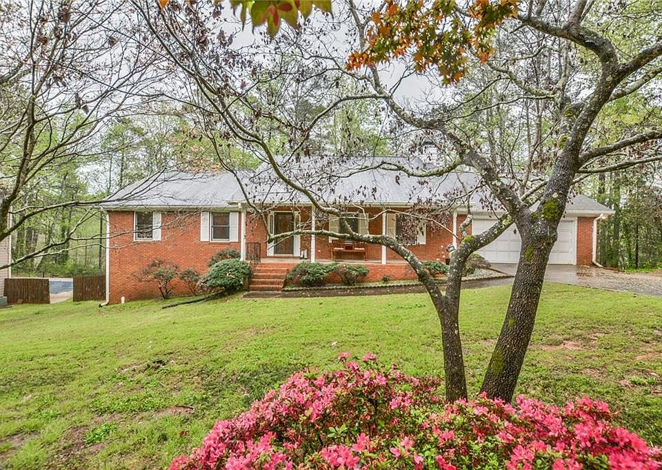 1st image of 4821 W Lake Dr SE