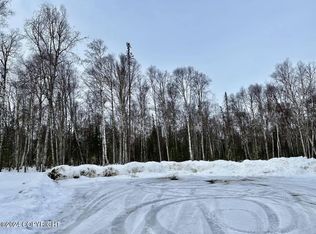 25708 S Gardener's Ln, Talkeetna, AK 99676