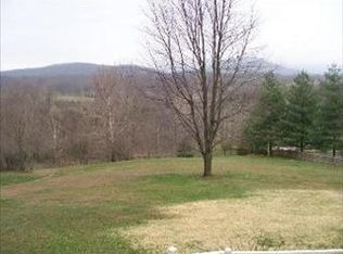 10471 Cobbler Valley Ln, Delaplane, VA 20144