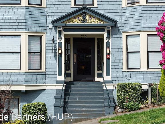 2nd image of 715 2nd Ave W #5139883