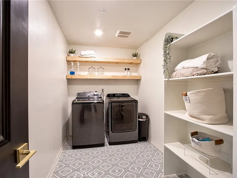 33063 Table Rock Dr — Photo 24