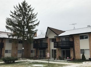 16B Kingery Quarter APT 106, Willowbrook, IL 60527