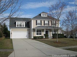 1135 Stonedown Ln, Matthews, NC 28104