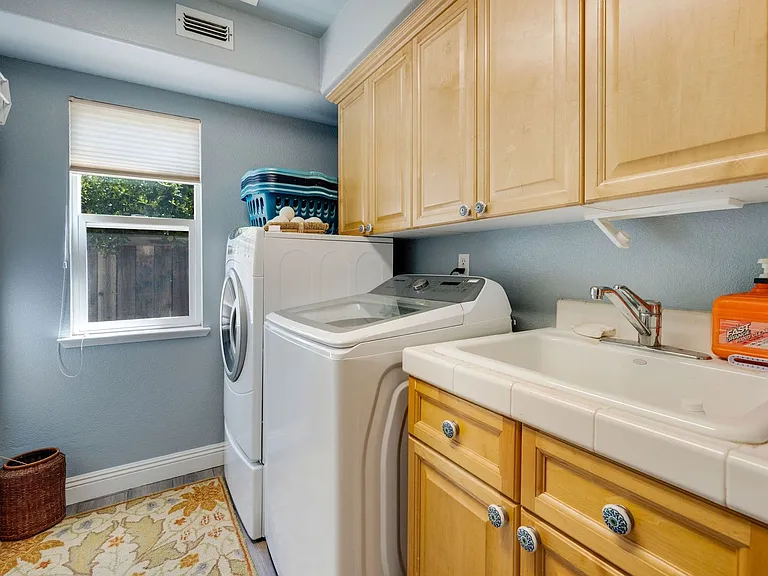 4011 Prairie Falcon Dr — Photo 42