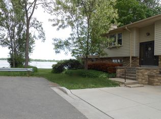 607 Oak St, Winneconne, WI 54986