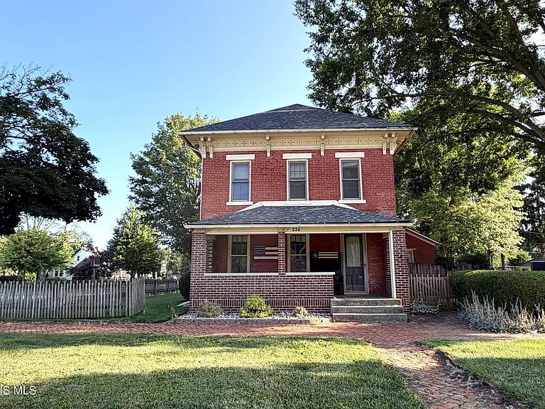 Listing photo 3