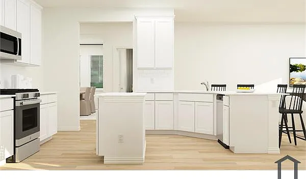 4 bed, 1996 sqft, $3,200 — Photo 4