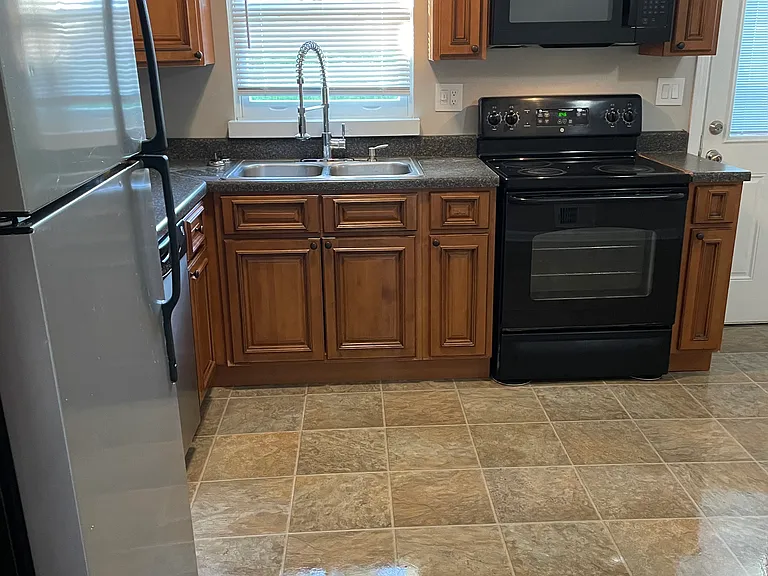 4818 Determine Ln — Photo 5