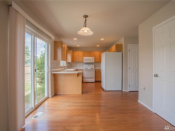 5th image of 14626 81st Ave E