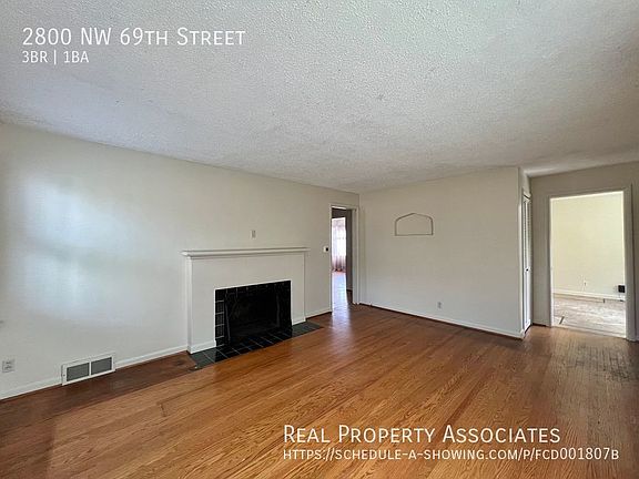 5th image of 2800 NW 69th St