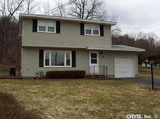 4 Bilmar Cir, Camillus, NY 13031