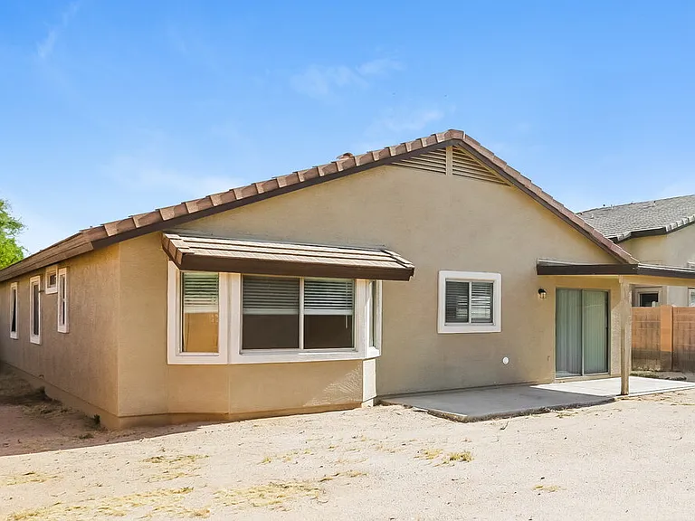 25739 W Saint Catherine Ave — Photo 16